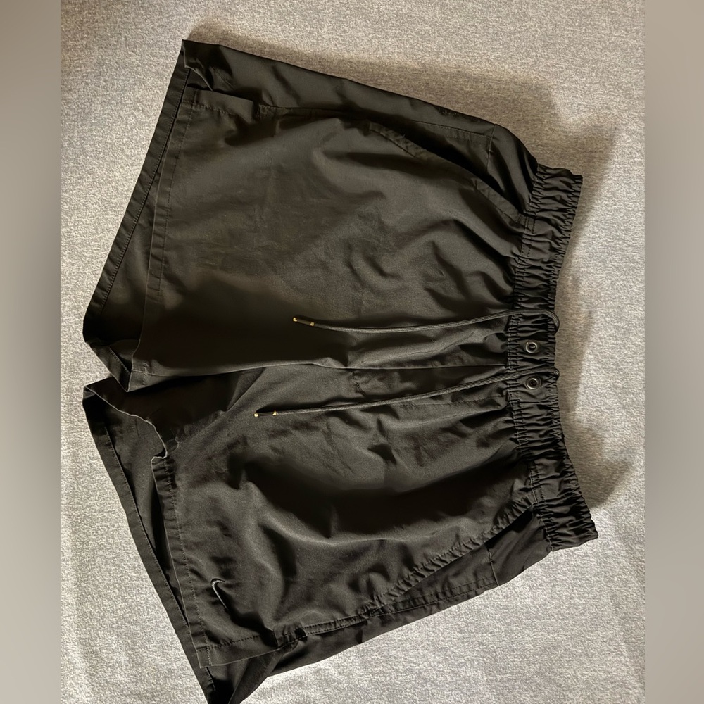 Nike Black Athletic Shorts Lightweight Relaxed Fit
